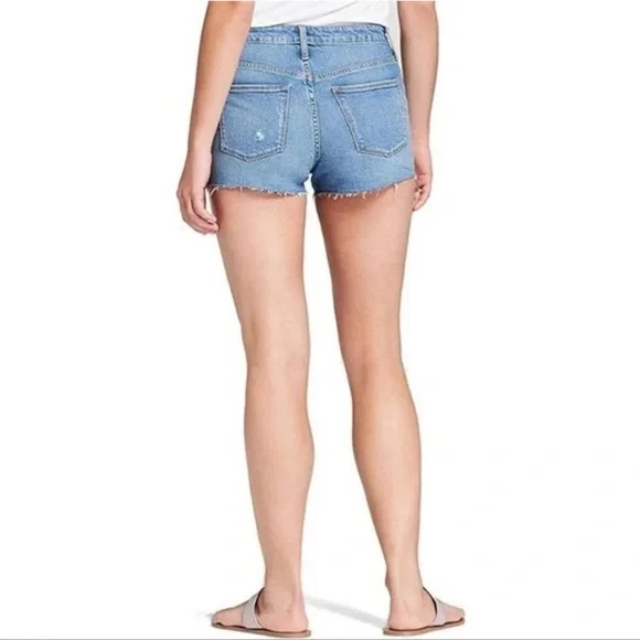 Universal thread high- rise denim shorts - Picture 2 of 13